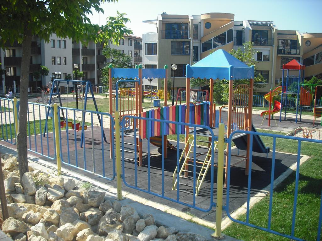 Vega Village Ap B39 Sveti Vlas Exterior photo